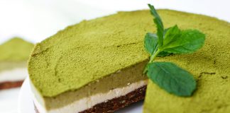 Matcha og myntu hrákaka