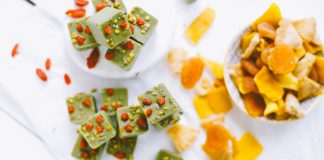 Kasjú „fudge“ með maca og matcha